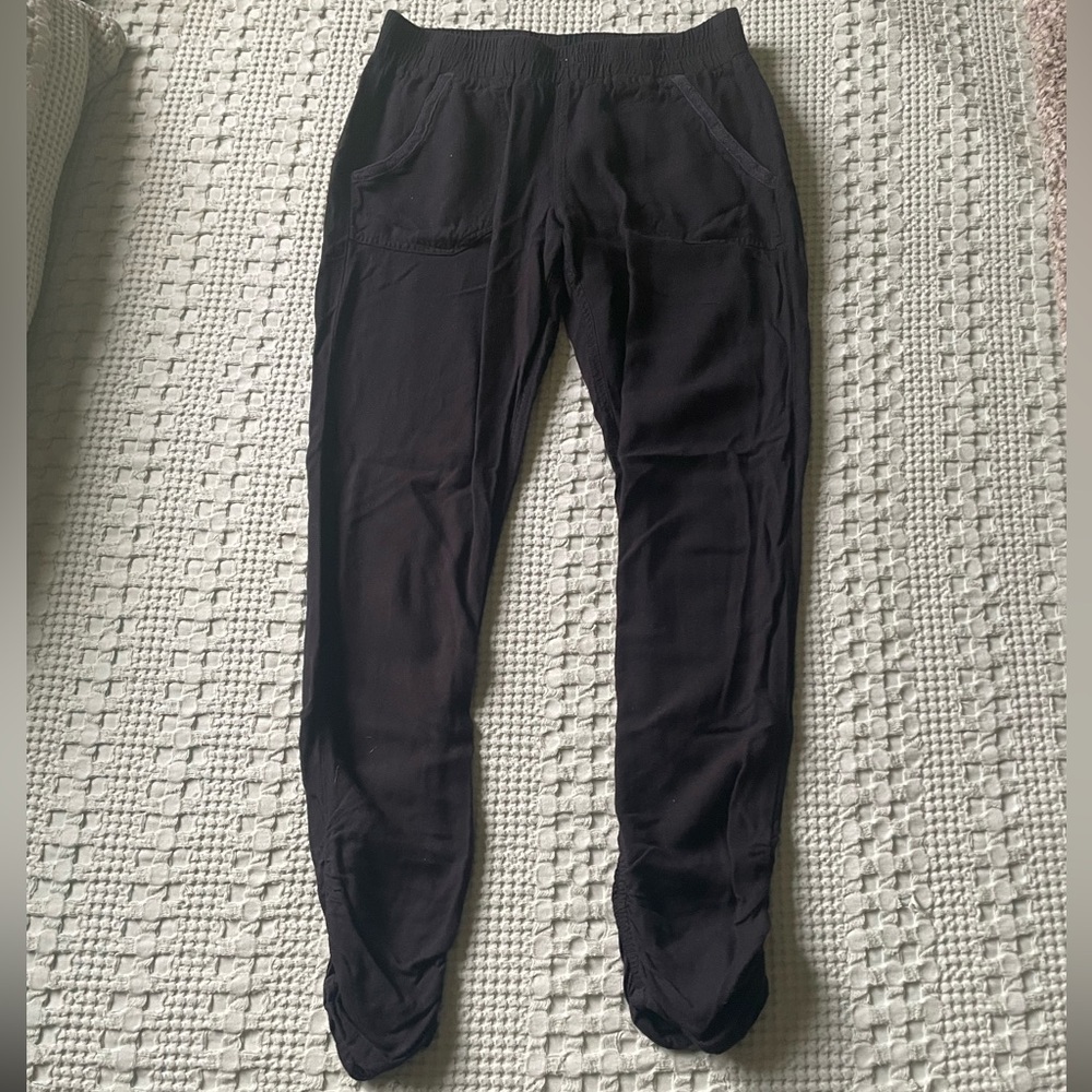 SO pants